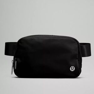 LuLu Lemon everywhere Belt Bag